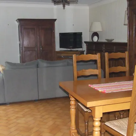 A La Ferme Les Places Holiday home La Chapelle-Bertrand
